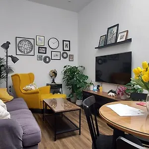 https://apartamentos-los-descalzos.es-andalucia.com